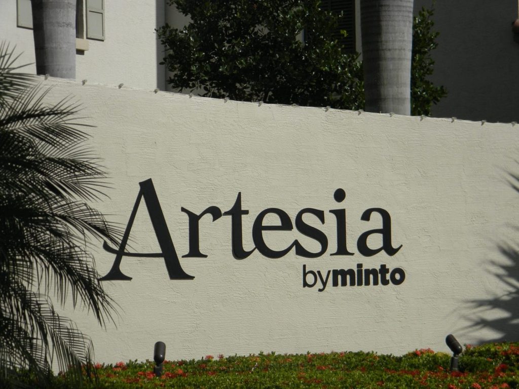 Villa Artesia – Villa Alhambra & Villa Bearritz