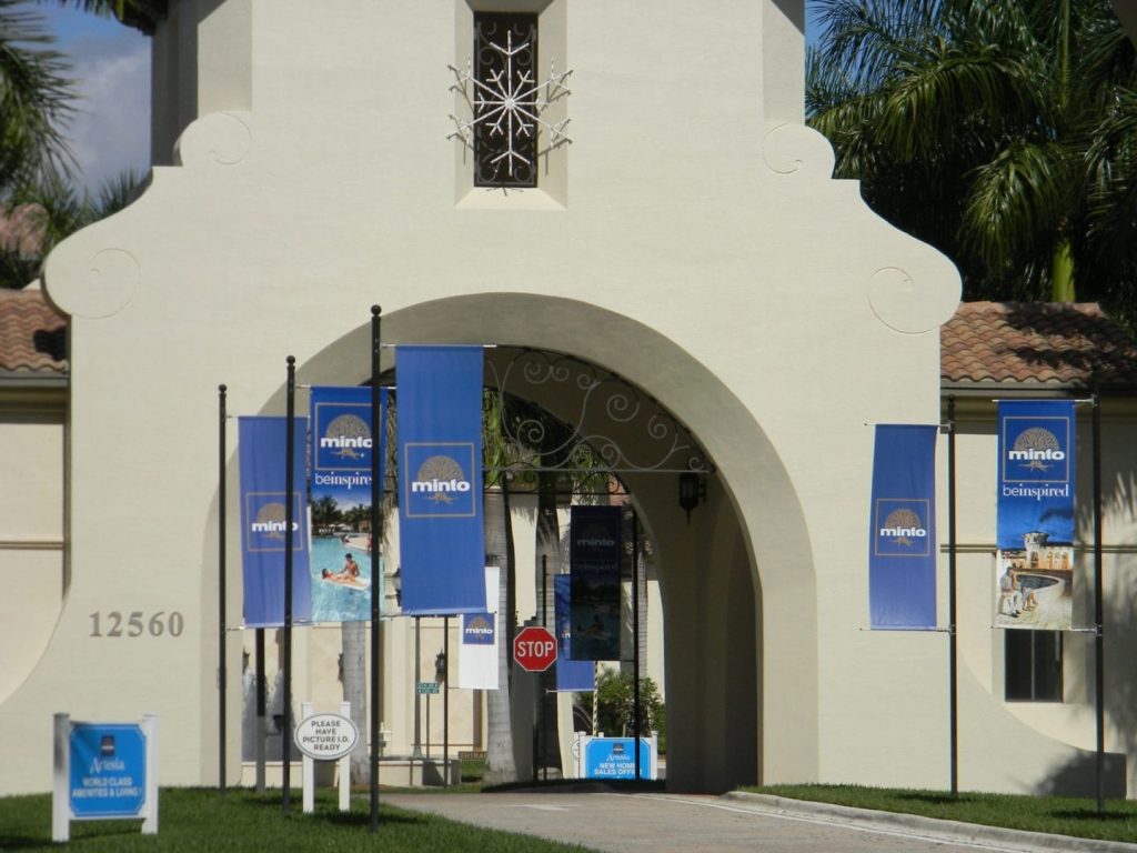 Villa Artesia – Villa Alhambra & Villa Bearritz
