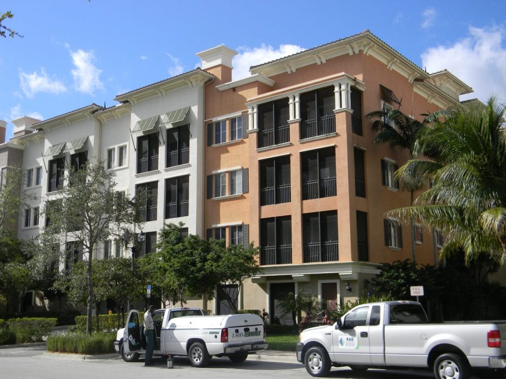 Villa Artesia – Villa Alhambra & Villa Bearritz
