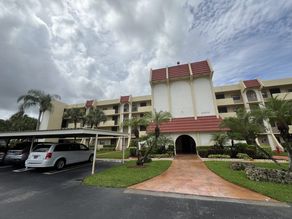 The Pines of Boca Barwood Condos # 1