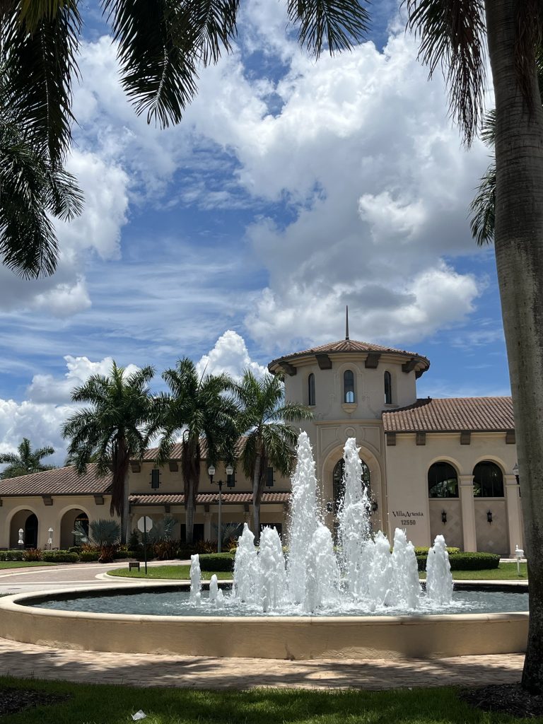 Villa Artesia – Villa Alhambra & Villa Bearritz